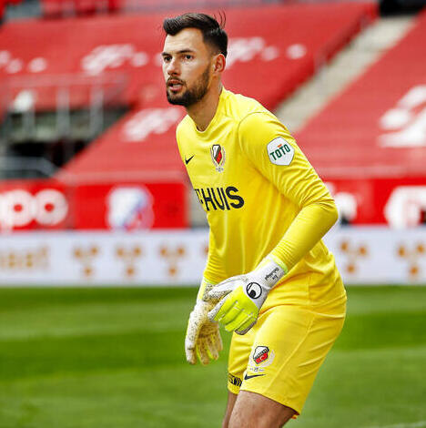 Eric Oelschlägel im Trikot des FC Utrecht