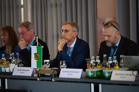 Armin Schuster bei der Sportministerkonferenz